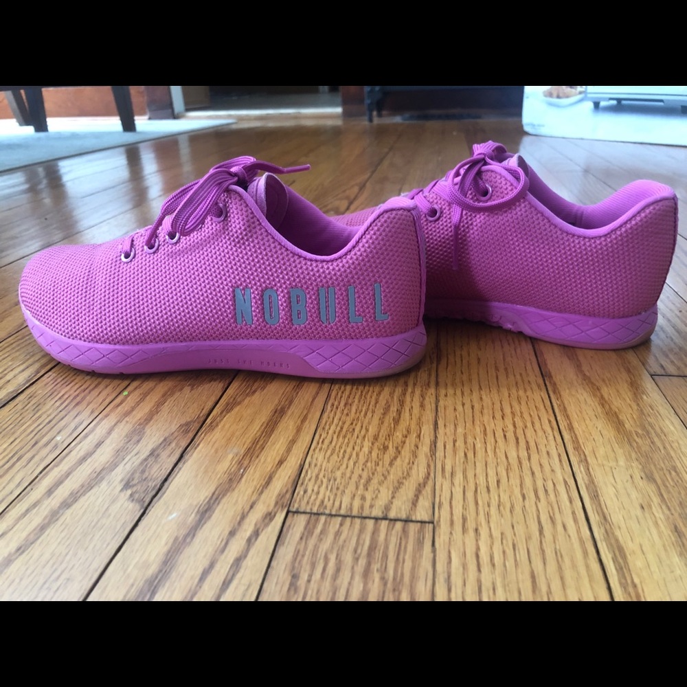 🔴SOLD🔴 EUC Nobull OG Bright Pink Trainers - Picture 4 of 7